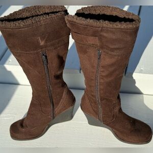 Maurices Brown Zip Side Buckle Wedge Boots Size 6.5 M Faux Fur Suede